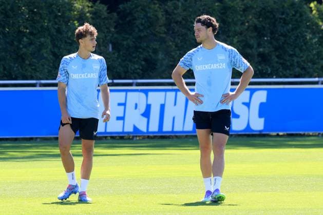 DEU, DFL, 2. FBL Hertha BSC, Training, 01.07.2025, Sportforum, Berlin, DEU, DFL, 2. FBL Hertha BSC, Training, im Bild Maurice Krattenmacher (Hertha BSC Berlin 14), Linus Gechter (Hertha BSC Berlin 44) DFL - regulations prohibit any use of Photographs as image sequences and or quasi-video