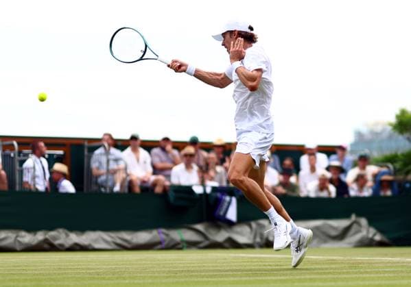 Alex de Minaur during his first round match Wimbledon Tennis Championships, Day 2, The All England Lawn Tennis and Croquet Club, London, UK - 01 Jul 2025London The All England Lawn Tennis and United Kingdom  Copyright: xJamesxMarsh Shutterstockx 15380418z