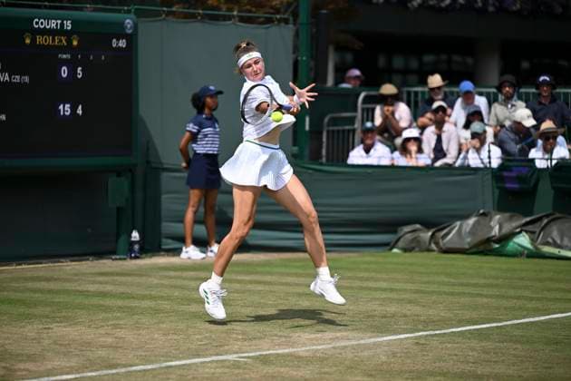 Wang Xinyu during the Wimbledon 2025 Women?s Singles first round tennis match between Karolina Muchova and Wang Xinyu at the All England Tennis Club in London, England. (Richard Callis Sports Press Photo SPP) Copyright: xRichardxCallis SportsxPressxPhotox xSPPx spp-en-RiCaPrPh-SPP25_RMFC_300625_17895