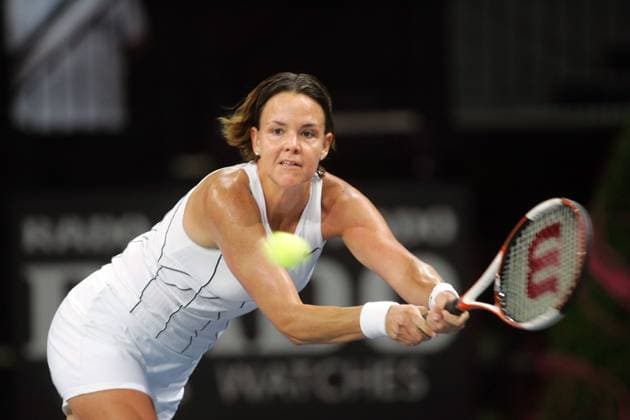 Oct 22, 2005; Zurich, Switzerland; Tennis star LINDSAY DAVENPORT of USA reaches to return a backhand on the way to winning the semifinal over Anastasia Myskina of Russia, 6-0, 6-4 at the Zurich Open, WTA, Tennis Damen women s tennis tournament. Davenport plays Patty Schnyder of Switzerland tomorrow in the singles final. Mandatory Credit: Photo by Tom Theobald ZUMA Press. ( ) Copyright 2005 by Tom Theobald Zurich Switzerland Copyright: xTomxTheobaldx