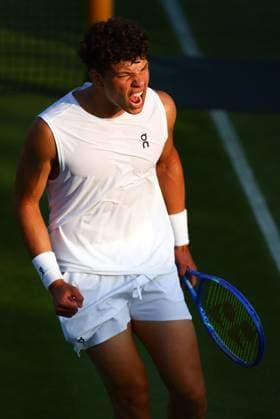 Ben Shelton wins his first round match Wimbledon Tennis Championships, Day 2, The All England Lawn Tennis and Croquet Club, London, UK - 01 Jul 2025London The All England Lawn Tennis and United Kingdom  Copyright: xJamesxMarsh Shutterstockx 15380418gc