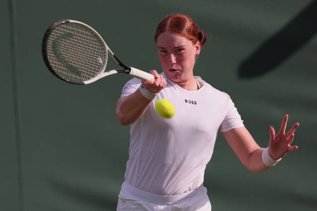 Ella Seidel (GER), Damen Einzel, Ladies Singles Tennis - Wimbledon 2025 - Grand Slam ITF ATP, Tennis Herren WTA, Tennis Damen - AELTC - London - - Great Britain - 1 July 2025. Copyright: xJuergenxHasenkopfx