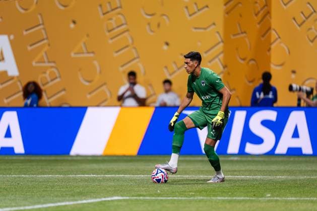 July 1, 2025, Atlanta, Georgia, USA: Goalkeeper ESTEBAN ANDRADA (1) of C.F. Monterrey controls the ball during the Borussia Dortmund vs C.F. Monterrey FIFA Club World Cup match at Mercedes Benz Stadium. Atlanta USA - ZUMAg276 20250701_zsp_g276_008 Copyright: xMalachixGabrielx