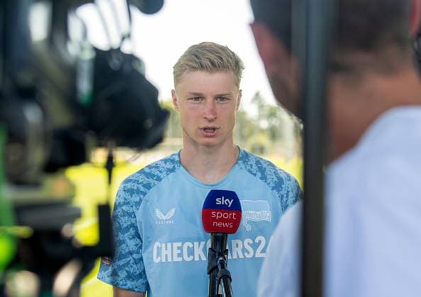 Fussball, Herren, Saison 2025 26, 2. Bundesliga, Hertha BSC, Training, Medienrunde mit Julian Eitschberger (Hertha BSC), 02.07. 2025,