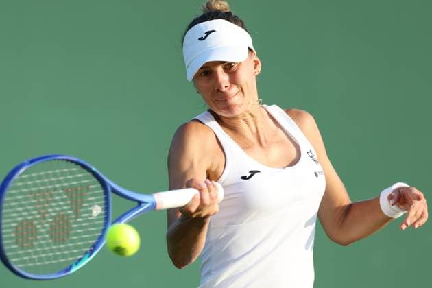 July 2, 2025, London, Celestynow, England: MAGDA LINETTE of Poland during the match against E. Jacquemot of France in the first round of Championships 2025 at Wimbledon AELTC in London. London England - ZUMAc278 20250702_zsp_c278_031 Copyright: xMarcinxCholewinskix