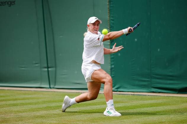 Viktoriya Tomova v Sonay Kartal Wimbledon Championships 2025 Day 3, 02 07 25 Ladies’ Singles - Second Round Court 3 Viktoriya Tomova v Sonay Kartal Sonay Kartal wins in straight sets  Copyright: xMarcxAspland ThexTimesx NINTCHDBPICT001007058881