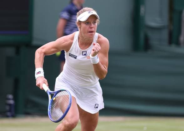 Laura Siegemund (GER) sprinted,laeuft nach vorne,, Damen Einzel, Ladies Singles Tennis - Wimbledon 2025 - Grand Slam ITF ATP, Tennis Herren WTA, Tennis Damen - AELTC - London - - Great Britain - 2 July 2025. Copyright: xJuergenxHasenkopfx