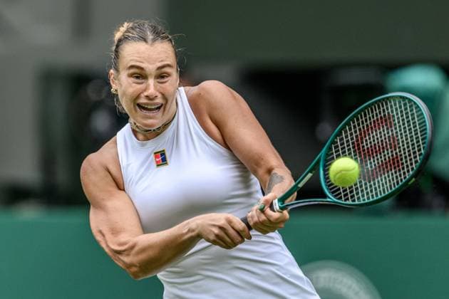 250702 Aryna Sabalenka competes in a second round singles tennis match during day 3 of Wimbledon on July 2, 2025 in London . Photo: Petter Arvidson BILDBYRAN kod PA PA1047 tennis wimbledon day 3 bbeng Copyright: PETTERxARVIDSON BB250702PA049