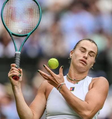 250702 Aryna Sabalenka competes in a second round singles tennis match during day 3 of Wimbledon on July 2, 2025 in London . Photo: Petter Arvidson BILDBYRAN kod PA PA1047 tennis wimbledon day 3 bbeng Copyright: PETTERxARVIDSON BB250702PA051