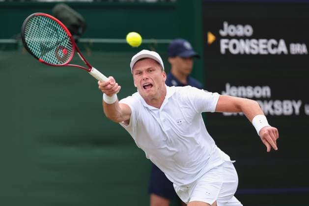 Jenson Brooksby, Herren Einzel, Men s Singles Tennis - Wimbledon 2025 - Grand Slam ITF ATP, Tennis Herren WTA, Tennis Damen - AELTC - London - - Great Britain - 2 July 2025. Copyright: xJuergenxHasenkopfx