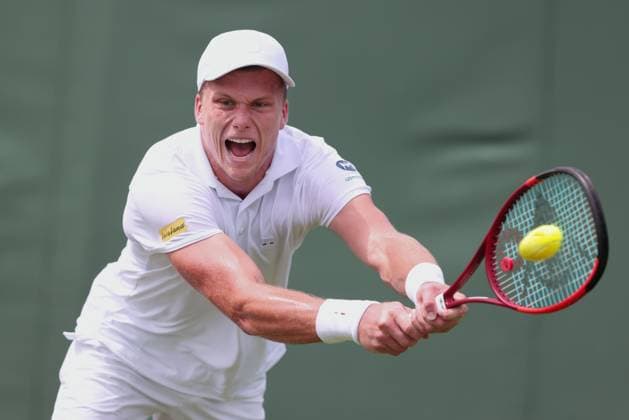 Jenson Brooksby, Herren Einzel, Men s Singles Tennis - Wimbledon 2025 - Grand Slam ITF ATP, Tennis Herren WTA, Tennis Damen - AELTC - London - - Great Britain - 2 July 2025. Copyright: xJuergenxHasenkopfx