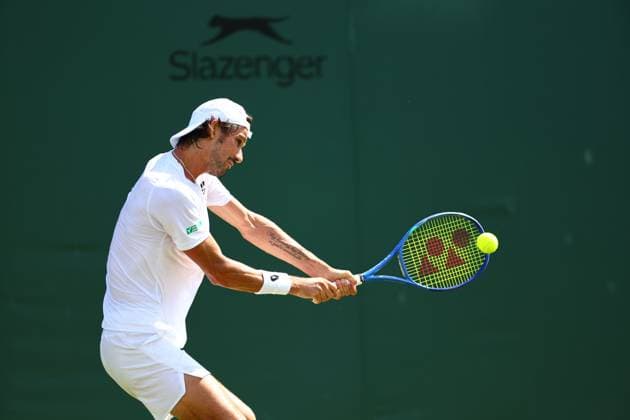 Lloyd Harris during his second round match Wimbledon Tennis Championships, Day 3, The All England Lawn Tennis and Croquet Club, London, UK - 02 Jul 2025London The All England Lawn Tennis and United Kingdom  Copyright: xJamesxMarsh Shutterstockx 15381942bl
