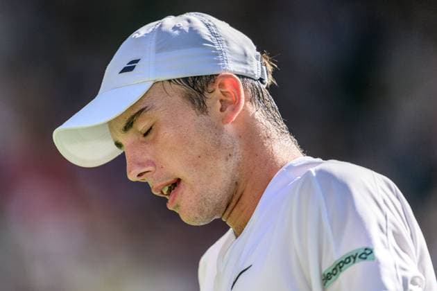 250702 Oliver Tarvet of Great Britain looks dejected in a second round singles tennis match during day 3 of Wimbledon on July 2, 2025 in London . Photo: Petter Arvidson BILDBYRAN kod PA PA1047 tennis wimbledon day 3 bbeng depp Copyright: PETTERxARVIDSON BB250702PA084
