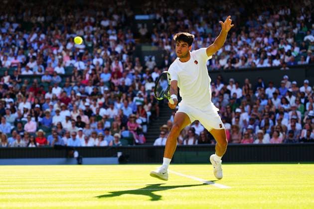 Carlos Alcaraz during his second round match Wimbledon Tennis Championships, Day 3, The All England Lawn Tennis and Croquet Club, London, UK - 02 Jul 2025London The All England Lawn Tennis and United Kingdom  Copyright: xJavierxGarcia Shutterstockx 15381941dv
