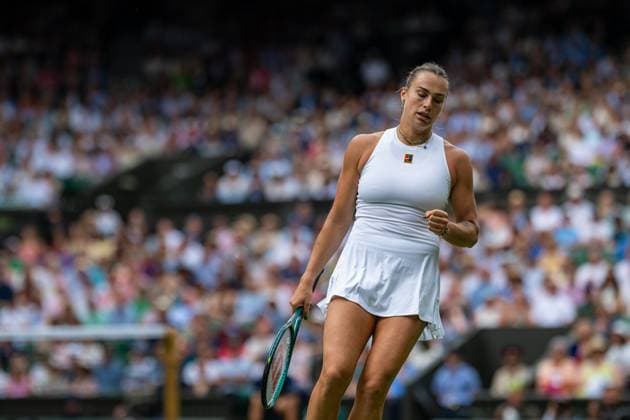 Tennis - Wimbledon Championship 2025 - Day 3 LONDON, ENGLAND - Wednesday, July 2, 2025: Aryna Sabalenka (BLR) during the Ladies Singles 2nd Round on Day Three of The Championships Wimbledon 2025 at the All England Lawn Tennis and Croquet Club. (Photo by Kirsten Holst Propaganda) LONDON All England Lawn Tennis and Croquet Club GREATER LONDON ENGLAND  Copyright: xKirstenxHolstx 2025-07-02-070-Wimbledon_Day_3