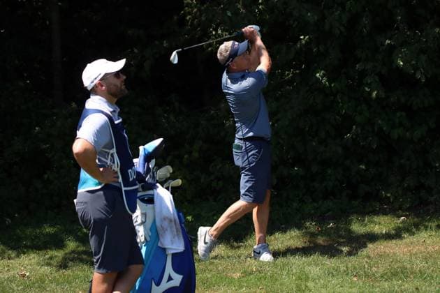 BMW International Open, Eichenried, 02.07.2025 Golf, BMW International Open, Eichenried, 02.07.2025, ProAm Turnier Bild: Luke Donald (Profigolfer) mit schwierigem Schlag Copyright: xBEAUTIFULxSPORTS NilsxKoepkex
