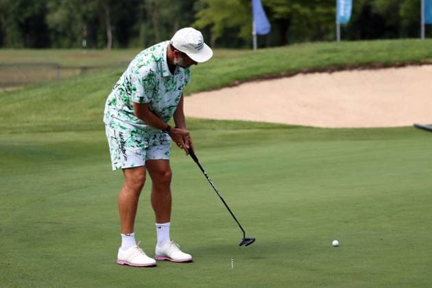 BMW International Open, Eichenried, 02.07.2025 Golf, BMW International Open, Eichenried, 02.07.2025, ProAm Turnier Bild: Paul Ripke (Fotograf & Filmemacher. links) bei Putt Copyright: xBEAUTIFULxSPORTS NilsxKoepkex