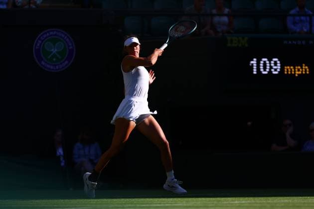 Solana Sierra during her second round match Wimbledon Tennis Championships, Day 3, The All England Lawn Tennis and Croquet Club, London, UK - 02 Jul 2025London The All England Lawn Tennis and United Kingdom  Copyright: xJamesxMarsh Shutterstockx 15381942ft