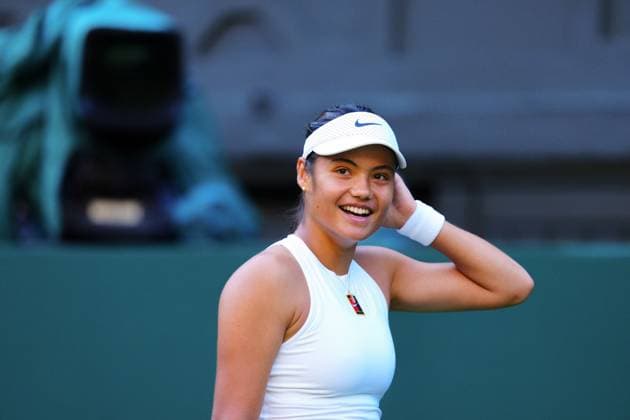Emma Raducanu during her second round match Wimbledon Tennis Championships, Day 3, The All England Lawn Tennis and Croquet Club, London, UK - 02 Jul 2025London The All England Lawn Tennis and United Kingdom  Copyright: xJavierxGarcia Shutterstockx 15381941jb