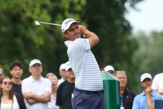 Edoardo Molinari (ITA) am Abschlag,Tee, 36. BMW International Open 2025, Golf, DP World Tour, Herren, Runde 1, 03.07.2025 Eichenried Bayern Deutschland