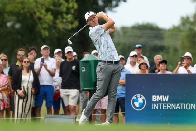 Matti Schmid (GER) am Abschlag,Tee 36. BMW International Open 2025, Golf, DP World Tour, Herren, Runde 1, 03.07.2025 Eichenried Bayern Deutschland