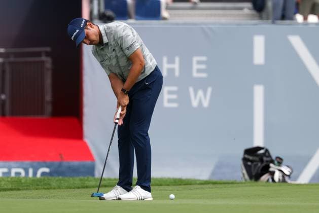 Michael Hirmer (GER) beim Putten, 36. BMW International Open 2025, Golf, DP World Tour, Herren, Runde 1, 03.07.2025 Eichenried Bayern Deutschland