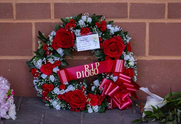 News - Diogo Jota LIVERPOOL, ENGLAND - Thursday, July 3, 2025: Tributes at Anfield following the death of Liverpool Football Club s Portugal international football player Diogo Jota. LIVERPOOL Anfield MERSEYSIDE ENGLAND  Copyright: xDavidxRawcliffex 2025-07-03-017-Liverpool_Diogo_Jota
