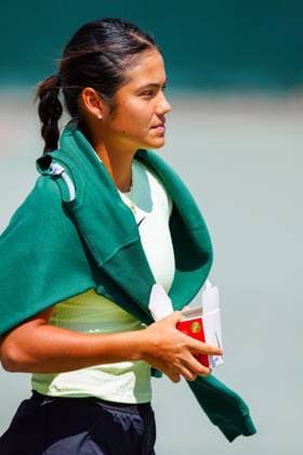 Emma Raducanu on the practice courts Wimbledon Tennis Championships, Day 4, The All England Lawn Tennis and Croquet Club, London, UK - 03 Jul 2025London The All England Lawn Tennis and United Kingdom  Copyright: xJavierxGarcia Shutterstockx 15382592c