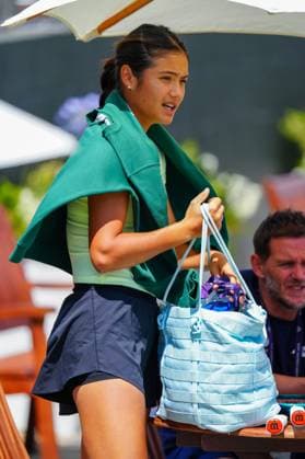 Emma Raducanu on the practice courts Wimbledon Tennis Championships, Day 4, The All England Lawn Tennis and Croquet Club, London, UK - 03 Jul 2025London The All England Lawn Tennis and United Kingdom  Copyright: xJavierxGarcia Shutterstockx 15382592p