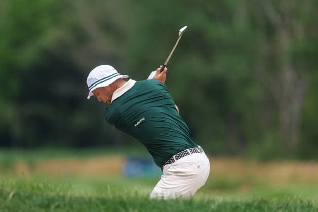 Martin Kaymer (GER) schlaegt aus dem Bunker, Sand, 36. BMW International Open 2025, Golf, DP World Tour, Herren, Runde 1, 03.07.2025 Eichenried Bayern Deutschland