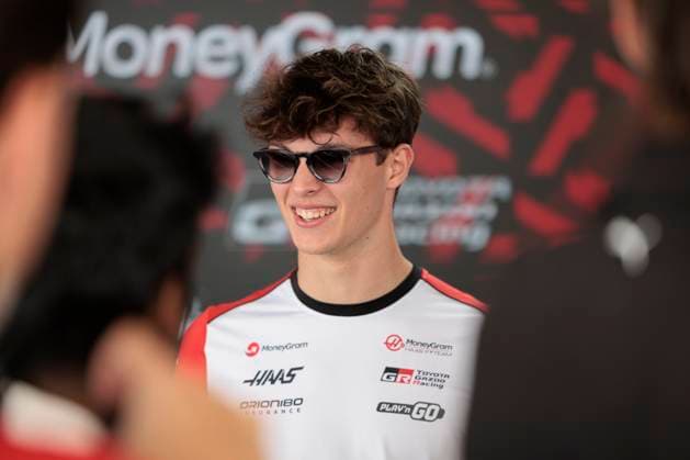 Formula 1 Qatar Airways British Grand Prix 2025 Alexis Perrin OVERTAKE MAXPPP - Silverstone 03 07 2025 87 BEARMAN Oliver (gbr), MoneyGram Haas F1 Team, portrait, media pen during the Formula 1 Qatar Airways British Grand Prix 2025, the 12th round of the 2025 FIA Formula 1 World Championship, WM, Weltmeisterschaft at the Silverstone Circuit in Silverstone, United Kingdom, from July 3 to 6, 2025 Silverstone United Kingdom  Copyright: xOVERTAKE MAXPPPxAlexisxPerrinx OVT202507033391 OVT202507033391