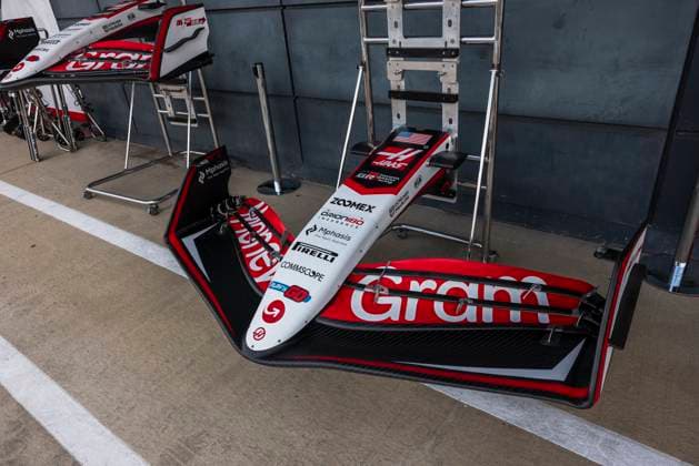 Formula 1 Qatar Airways British Grand Prix 2025 Alexis Perrin OVERTAKE MAXPPP - Silverstone 03 07 2025 MoneyGram Haas F1 Team front wing during the Formula 1 Qatar Airways British Grand Prix 2025, the 12th round of the 2025 FIA Formula 1 World Championship, WM, Weltmeisterschaft at the Silverstone Circuit in Silverstone, United Kingdom, from July 3 to 6, 2025 Silverstone United Kingdom  Copyright: xOVERTAKE MAXPPPxAlexisxPerrinx OVT202507033439 OVT202507033439