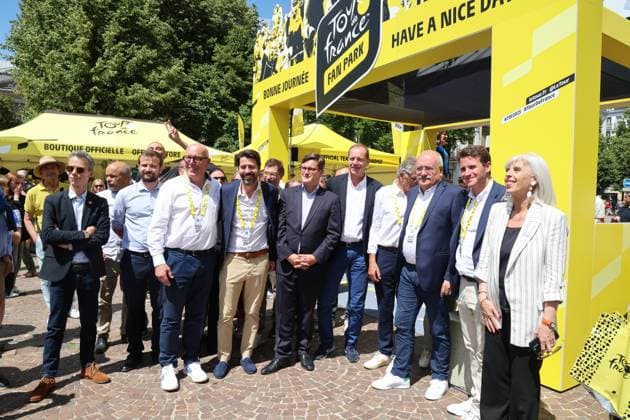 TOUR DE FRANCE 2025 PHOTOPQR VOIX DU NORD STEPHANE MORTAGNE ; 03 07 2025 ; LILLE, 03.07.2025 Cyclisme, Tour de France, Fan Park Ambiance du Fan Park Tour de France place de la republique a Lille PHOTO STEPHANE MORTAGNE LA VOIX DU NORD- French cycling race Tour de France 2024 takes place in july 2025 Hauts de France France  Copyright: xPHOTOPQR VOIXxDUxNORD MAXPPPxSTEPHANExMORTAGNEx 20250703VDN3555 20250703VDN3555