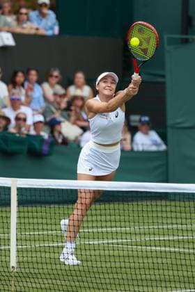 Alexandra Eala (PHI), Eva Lys (GER), Damen Doppel, Women s Doubles Tennis - Wimbledon 2025 - Grand Slam ITF ATP, Tennis Herren WTA, Tennis Damen - AELTC - London - - Great Britain - 3 July 2025. Copyright: xJuergenxHasenkopfx