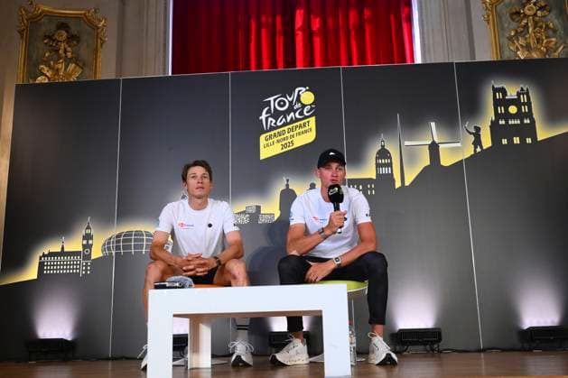Tour de France 2025 03 07 2025 LILLE METROPOLE, FRANCE - JULY 03 : Philipsen Jasper (BEL) of Alpecin-Deceuninck and Van Der Poel Mathieu (NED) of Alpecin-Deceuninck talking to the press during a press conference, PK, Pressekonferenz and media activities ahead of the 112th edition of Tour de France an UCI World Tour 2.UWT cycling road race stage for Men Elite on July 3, 2025 in Lille Metropole, France, 03 07 2025 ( Motordriver Kenny Verfaillie - Lille Metropole France  Copyright: xVincentxKalutx