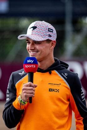 F1 - BRITISH GRAND PRIX 2025 NORRIS Lando (gbr), McLaren F1 Team MCL39, portrait during the Formula 1 Qatar Airways British Grand Prix 2025, 12th round of the 2025 FIA Formula One World Championship, WM, Weltmeisterschaft from July 4 to 6, 2025 on the Silverstone Circuit, in Silverstone, United Kingdom - SilverstoneUnited Kingdom  Copyright: xALBERTOxVIMERCATIx