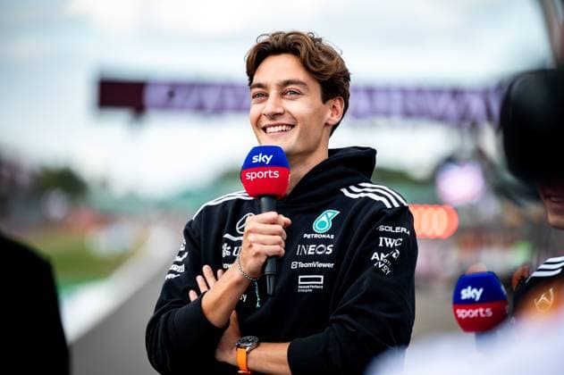 F1 - BRITISH GRAND PRIX 2025 RUSSELL George (gbr), Mercedes AMG F1 Team W16, portrait during the Formula 1 Qatar Airways British Grand Prix 2025, 12th round of the 2025 FIA Formula One World Championship, WM, Weltmeisterschaft from July 4 to 6, 2025 on the Silverstone Circuit, in Silverstone, United Kingdom - SilverstoneUnited Kingdom  Copyright: xALBERTOxVIMERCATIx