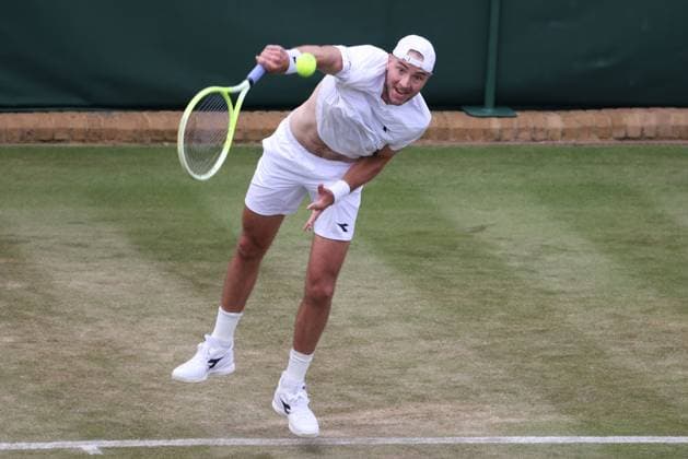 Jan-Lennard Struff (GER) Tennis - Wimbledon 2025 - Grand Slam ITF ATP, Tennis Herren WTA, Tennis Damen - AELTC - London - - Great Britain - 3 July 2025. Copyright: xJuergenxHasenkopfx