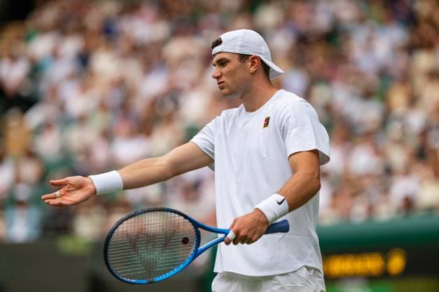 Tennis - Wimbledon Championship 2025 - Day 4 LONDON, ENGLAND - Thursday, July 3, 2025: Jack Draper (GBR) during the Gentlemen s Singles 2nd Round on Day Four of The Championships Wimbledon 2025 at the All England Lawn Tennis and Croquet Club. (Photo by Kirsten Holst Propaganda) LONDON All England Lawn Tennis and Croquet Club GREATER LONDON ENGLAND  Copyright: xKirstenxHolstx 2025-07-03-132-Wimbledon_2025_Day_4