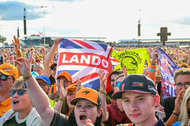 Formula 1 Launch Event, Drivers Silverstone, UK, 03 July, 2025. 03 July 2025. Fans at the ebay Main Stage for the Launch Event at the Formula 1 Qatar Airways British Grand Prix at Silverstone, Northamptonshire, UK., Credit:Lee Floyd Avalon UK, Northamptonshire, Silverstone  Copyright: xLeexFloydx xAvalonx 1018159765