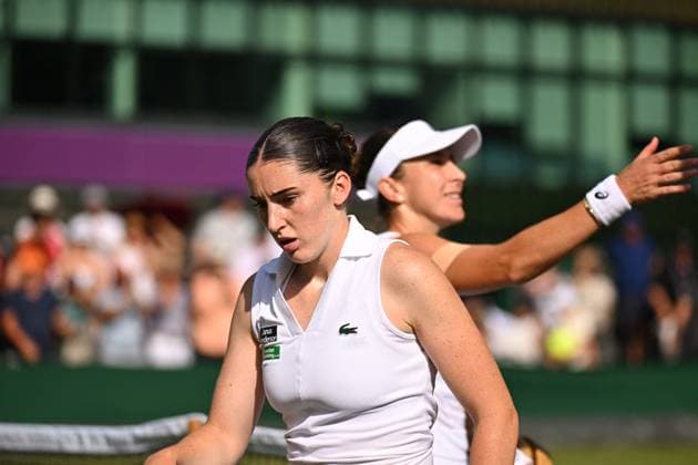Wimbledon - 2nd Round Elsa Jacquemot (FRA) during her second round match at the 2025 Wimbledon Championships at the AELTC in London, GREAT BRITAIN, on July 3, 2025. Photo by Corinne Dubreuil ABACAPRESS.COM London United Kingdom  Copyright: xDubreuilxCorinne ABACAx