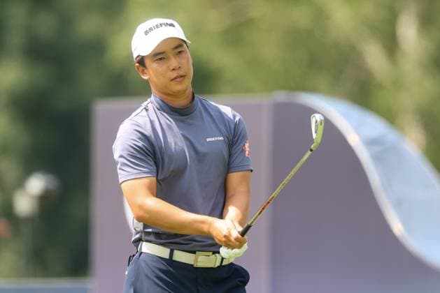 Yuto Katsuragawa (JPN) am Abschlag,Tee, 36. BMW International Open 2025, Golf, DP World Tour, Herren, Runde 2, 04.07.2025 Eichenried Bayern Deutschland