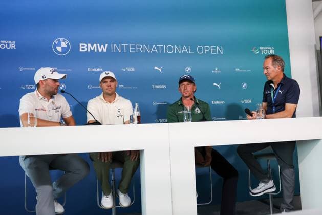 Pressekonferenz, l-r: Nicolai von Dellingshausen (GER), Martin Kaymer (GER), Marcel Siem (GER), Moderator Ralf Exel, 36. BMW International Open 2025, Golf, DP World Tour, Herren, Runde 2, 04.07.2025 Eichenried Bayern Deutschland