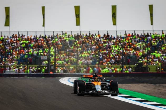 F1 - BRITISH GRAND PRIX 2025 81 PIASTRI Oscar (aus), McLaren F1 Team MCL39, action during the Formula 1 Qatar Airways British Grand Prix 2025, 12th round of the 2025 FIA Formula One World Championship, WM, Weltmeisterschaft from July 4 to 6, 2025 on the Silverstone Circuit, in Silverstone, United Kingdom - SilverstoneUnited Kingdom  Copyright: xANTONINxVINCENTx