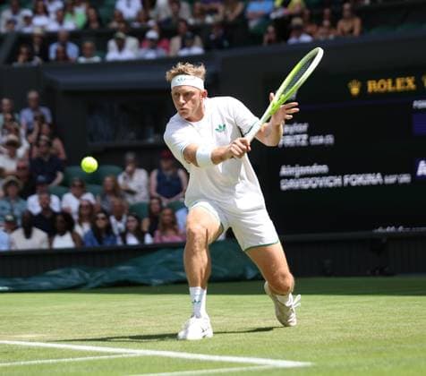 Spain s Alejandro Davidovich Fokina in his third round match against American Taylor Fritz on day five of the 2025 Wimbledon Championships in London on Friday, June 04, 2025.  LON2025070428 HUGOxPHILPOTT