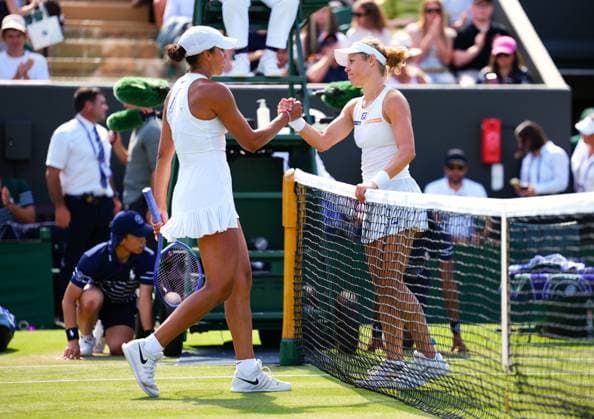 Laura Siegemund celebrates victory in her third round match against Madison Keys Wimbledon Tennis Championships, Day 5, The All England Lawn Tennis and Croquet Club, London, UK - 04 Jul 2025London The All England Lawn Tennis and United Kingdom  Copyright: xJavierxGarcia Shutterstockx 15384469dp