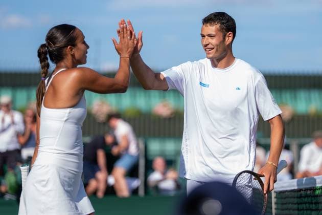 2025-07-04 Wimbledon 2025 LONDON, ENGLAND - JULY 4: Eden Silva of Great Britain, Joshua Paris of Great Britain during Wimbledon 2025 at All England Lawn Tennis & Croquet Club on July 4, 2025 in London, England. London All England Lawn Tennis & Croquet Club England Content not available for redistribution in The Netherlands directly or indirectly through any third parties. Copyright: xMarleenxFouchierx