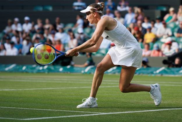 Belgian Elise Mertens pictured in action during a tennis match between Belgian Mertens and Ukrainian Svitolina, in the third round of the women s singles at the 2025 Wimbledon grand slam tournament, Friday 04 July 2025 at the All England Tennis Club, in South-West London, Britain. BENOITxDOPPAGNE  x128437284x