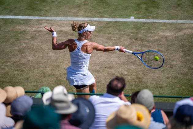 Tennis - Wimbledon Championship 2025 - Day 5 LONDON, ENGLAND - Friday, July 4, 2025: Laura Siegemund (GER) during the Ladies Singles 3rd Round on Day Five of The Championships Wimbledon 2025 at the All England Lawn Tennis and Croquet Club. Siegemund won 6-3, 6-3. (Photo by Kirsten Holst Propaganda) LONDON All England Lawn Tennis and Croquet Club GREATER LONDON ENGLAND  Copyright: xKirstenxHolstx 2025-07-04-135-Wimbledon_2025_Day_5