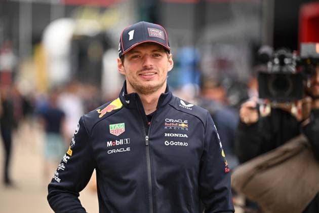Ahead of F1 Grand Prix of Great Britain NORTHAMPTON, UNITED KINGDOM - JULY 5: Max Verstappen of Red Bull Racing arrives at the racing area ahead of the F1 Grand Prix of Great Britain at Silverstone Circuit on July 5, 2025 in Northampton, United Kingdom. Rasid Necati Aslim Anadolu Northampton United Kingdom. Editorial use only. Please get in touch for any other usage.  Copyright: x2025xAnadoluxRasidxNecatixAslimx